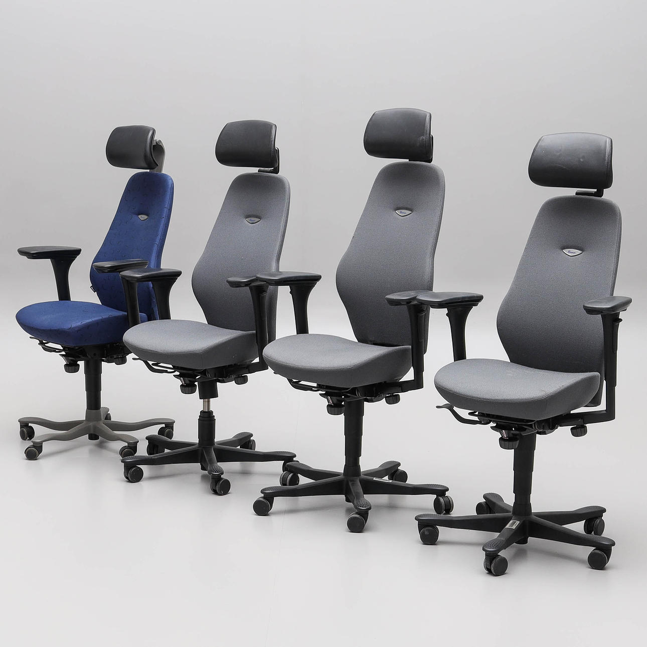 Ein Satz von 4 Bürostühlen, Kinnarps.