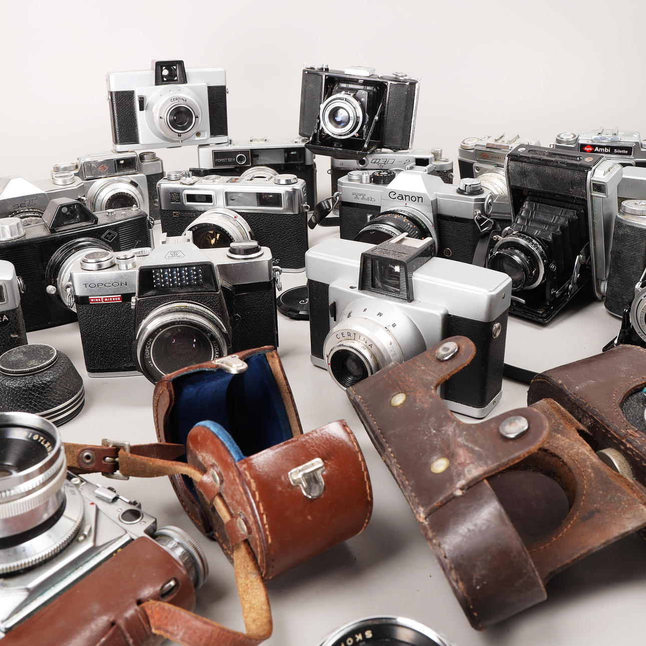 20 Analogue Cameras, 20th Century.