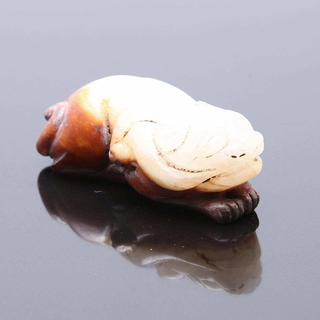 FABELDJUR/KATT i jade, 1890/1920-tal, Kina.