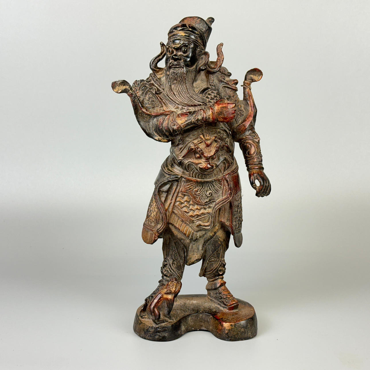 KINESISK BRONSKRIGARSKULPTUR.