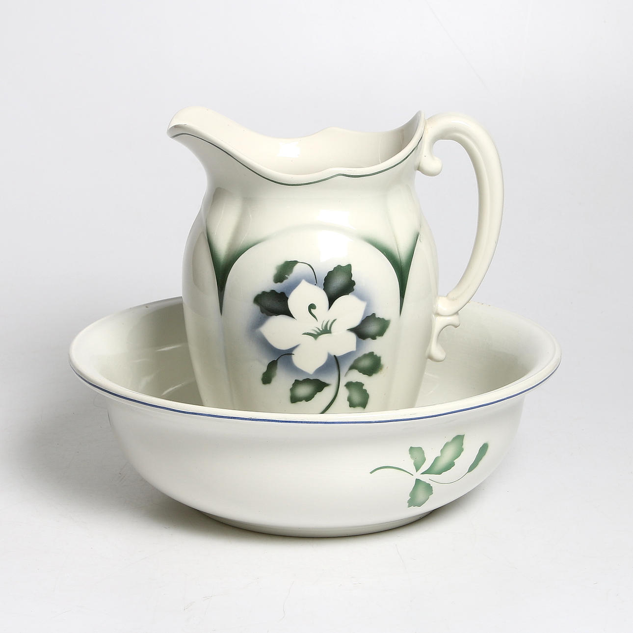 TVÄTTSERVIS, 2 delar flintgods, Gefle Porslinsfabrik, 1900-talets första hälft.