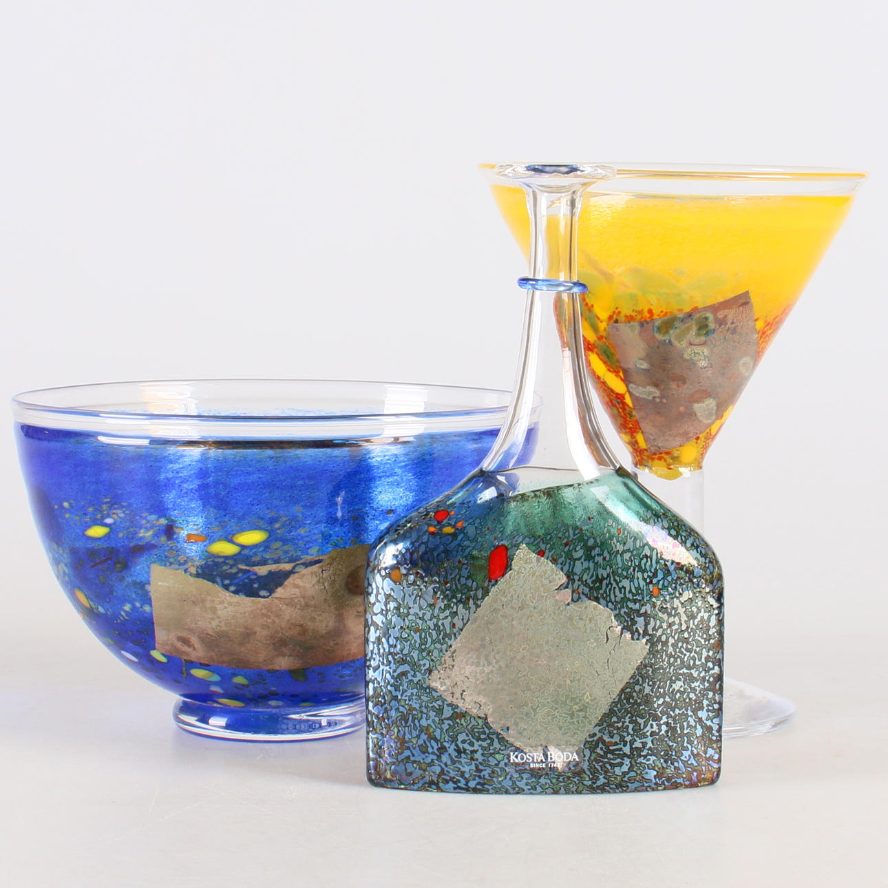 VAS, skäl samt pokalglas, "Satellit", Bertil Vallien, Kosta Boda, 1900-tal.