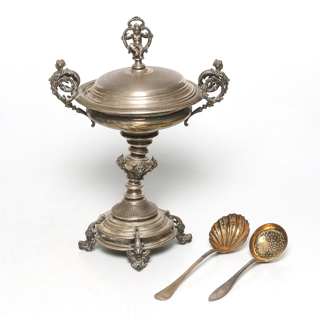 SOCKERSKÅL MED STRÖARE, 3 delar, nysilver 18/1900-tal.