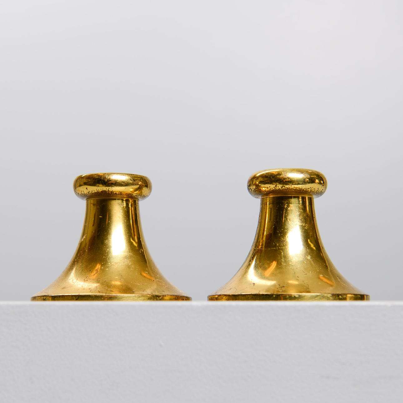 HANS-AGNE JAKOBSSON. Candlesticks, a pair, “Nr L128", brass, Markaryd.