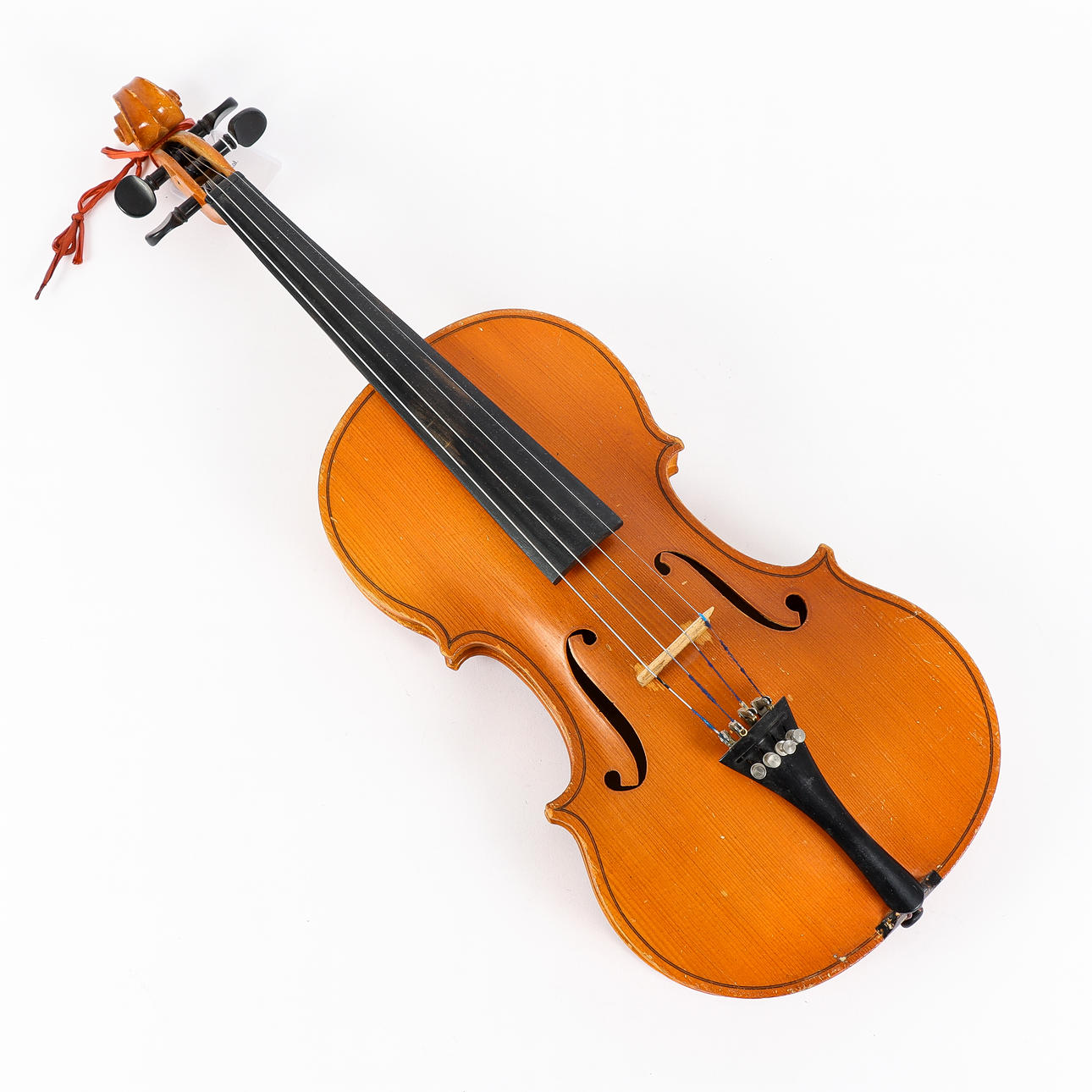 FIOL 1900-tal. Samlarföremål - Musikinstrument - Auctionet