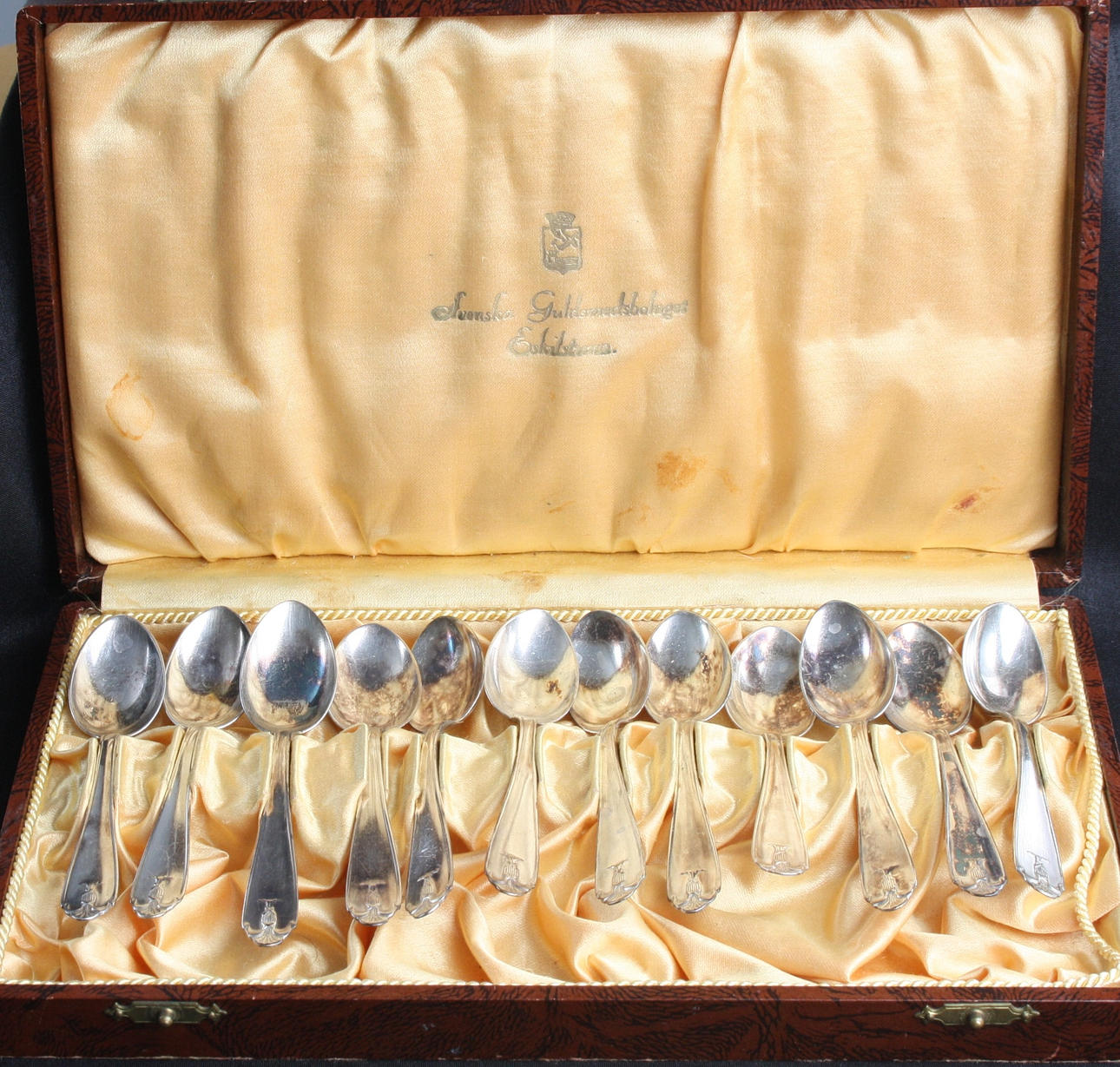 12 teskedar med dekor "Vasa", silver.