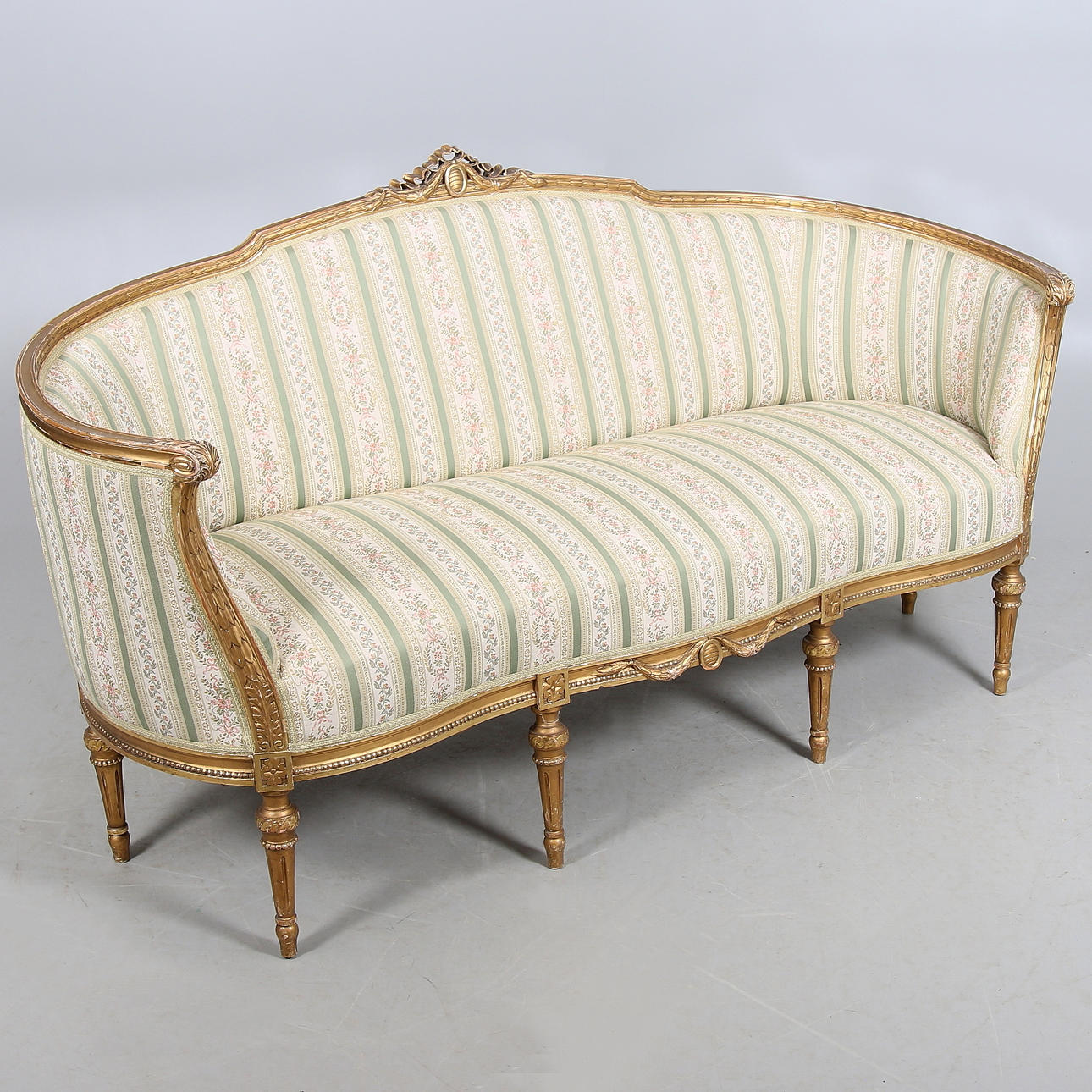 SOFFA, Gustaviansk stil. 1900-tal.