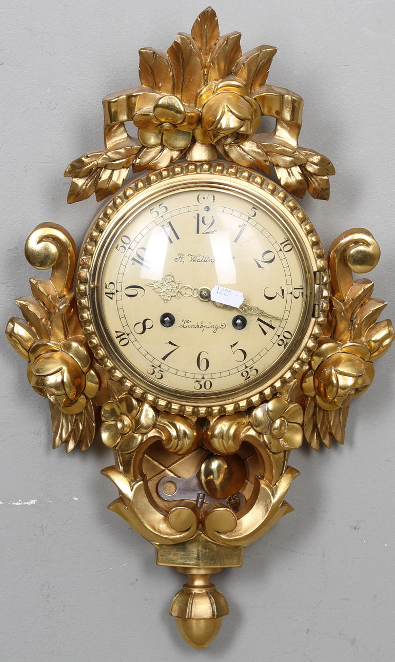 VÄGGPENDYL, Gustaviansk-stil, Wallins Linköping, 1900-tal.