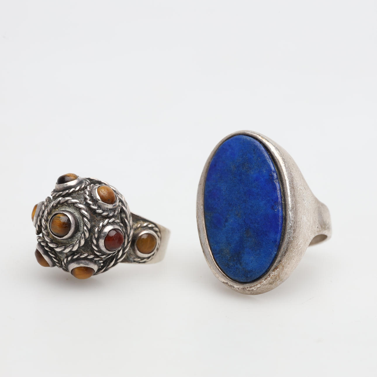 RINGE, 2 stk, sølv, bruttovægt ca. 22,5 gram.