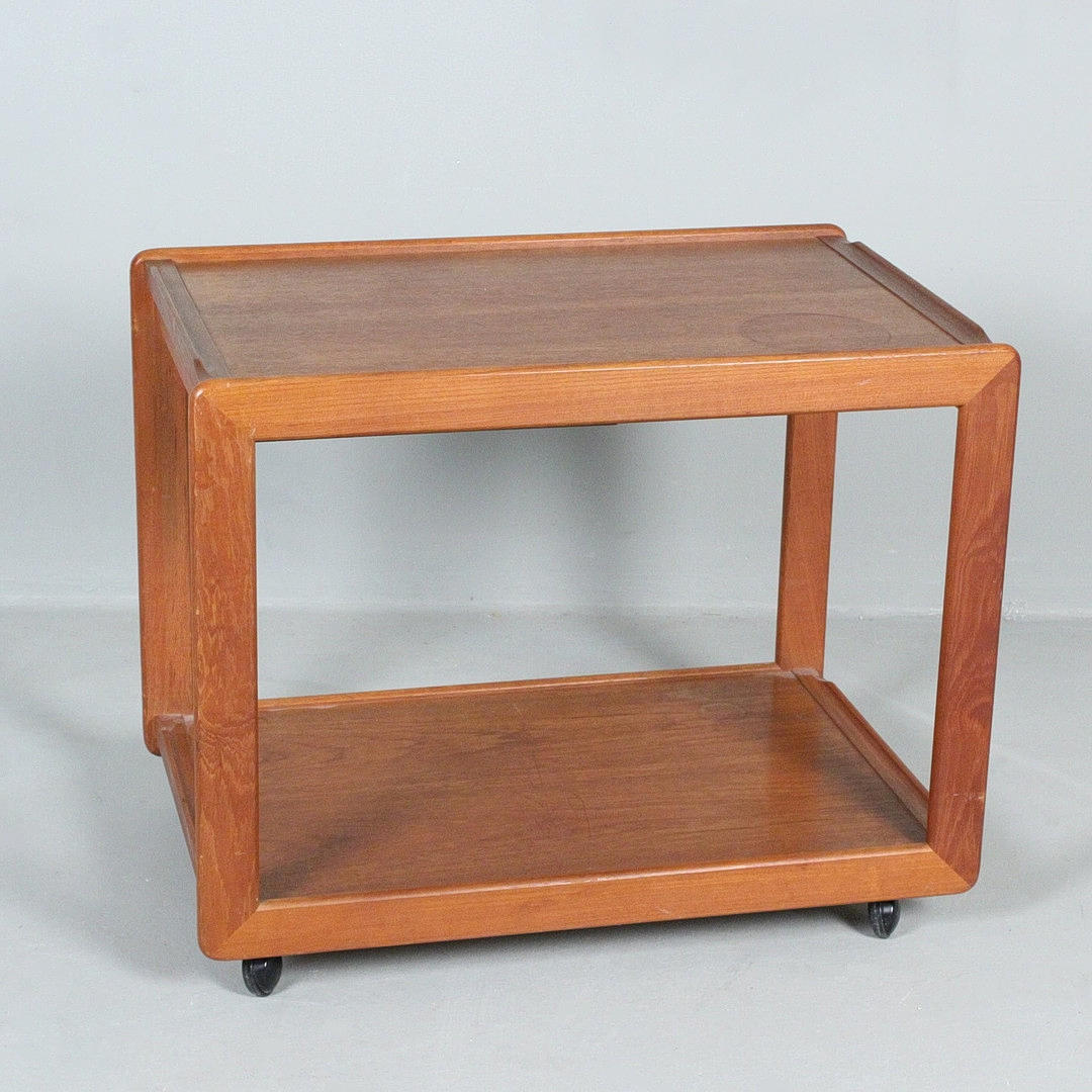 Extendable bar cart/serving trolley, teak, Denmark, 1960s.