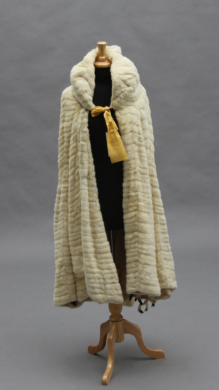 CAPE, päls, 1900-tal.