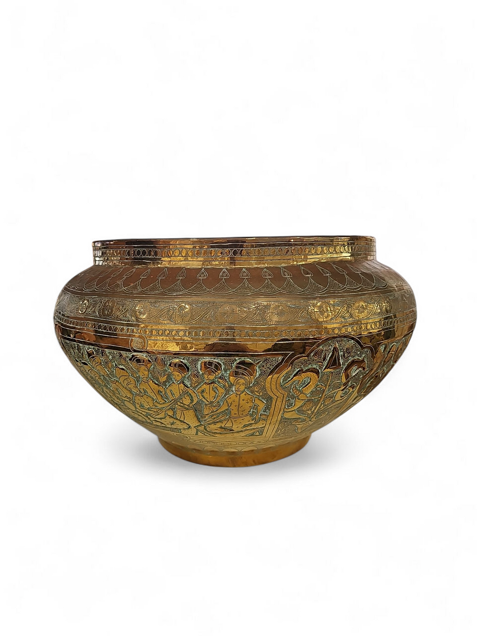 Oriental planter in chiseled brass decorated with borders and characters.