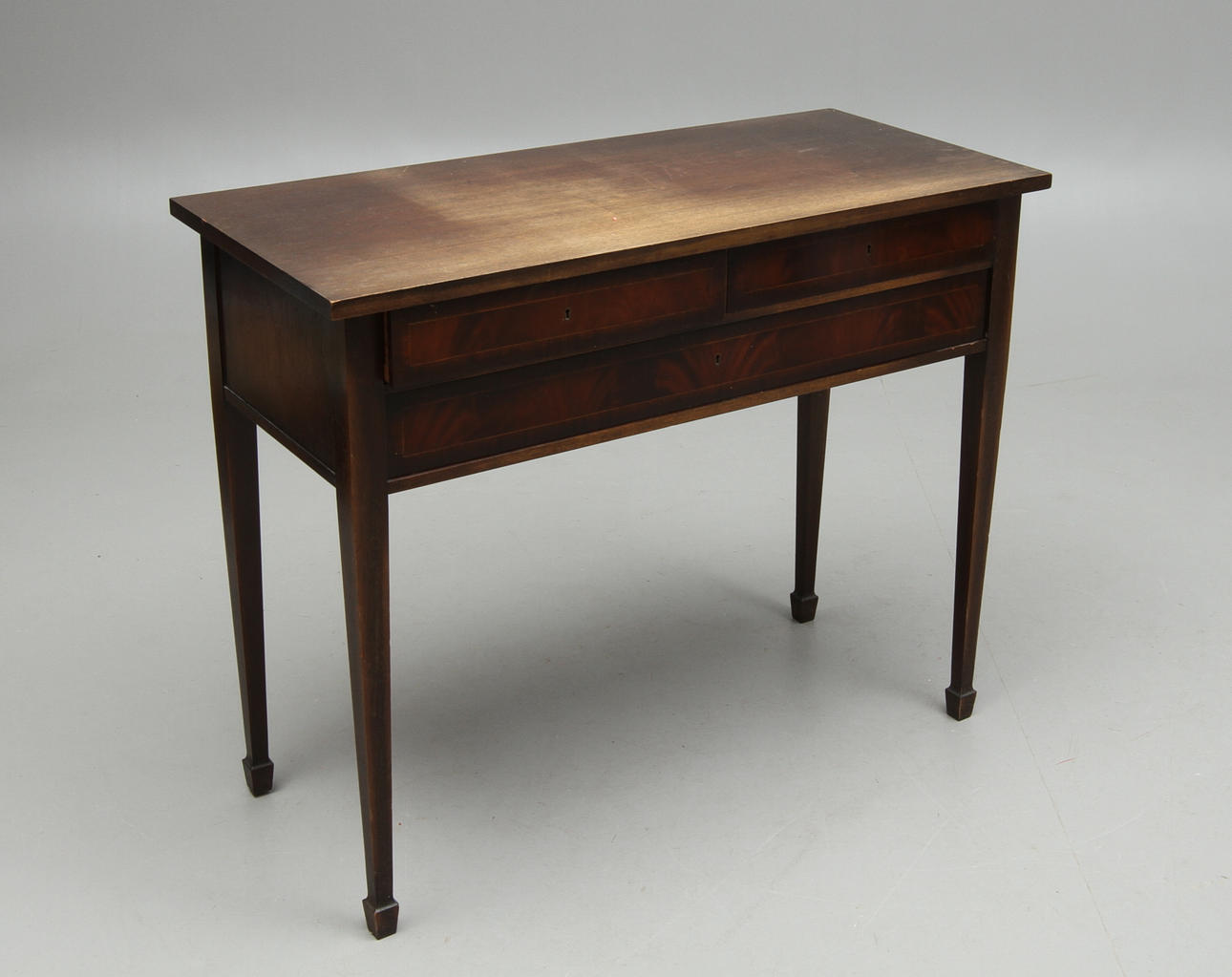 SIDEBOARD, engelsk stil, 1900-tal.