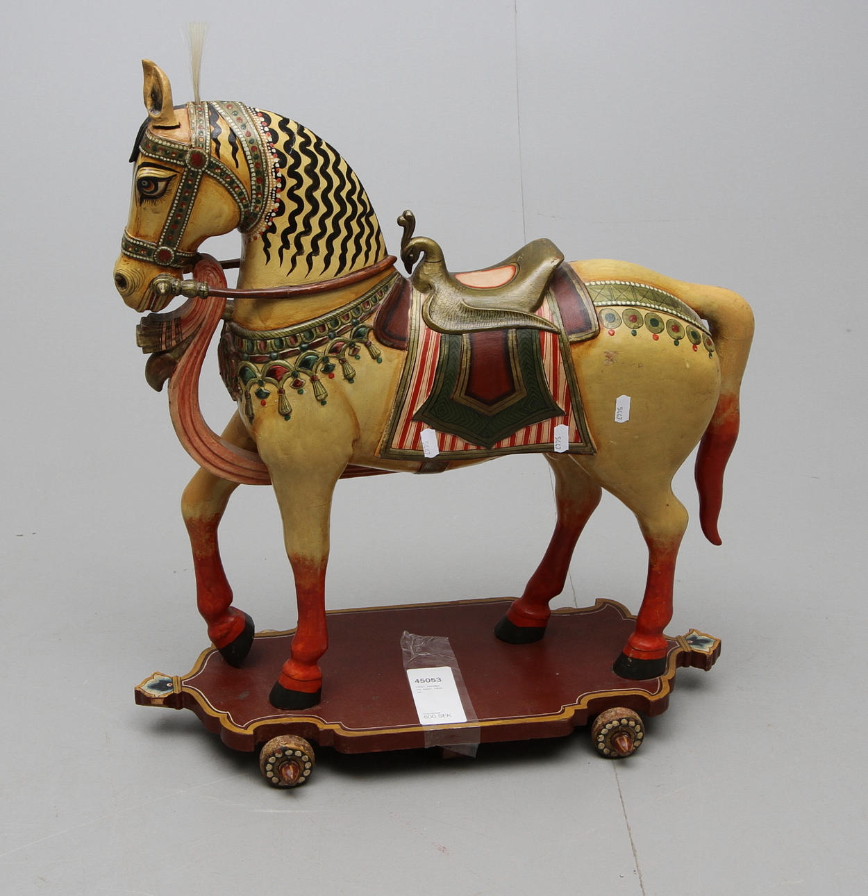 HÄST, bemålat trä, Asien, 1900-tal.