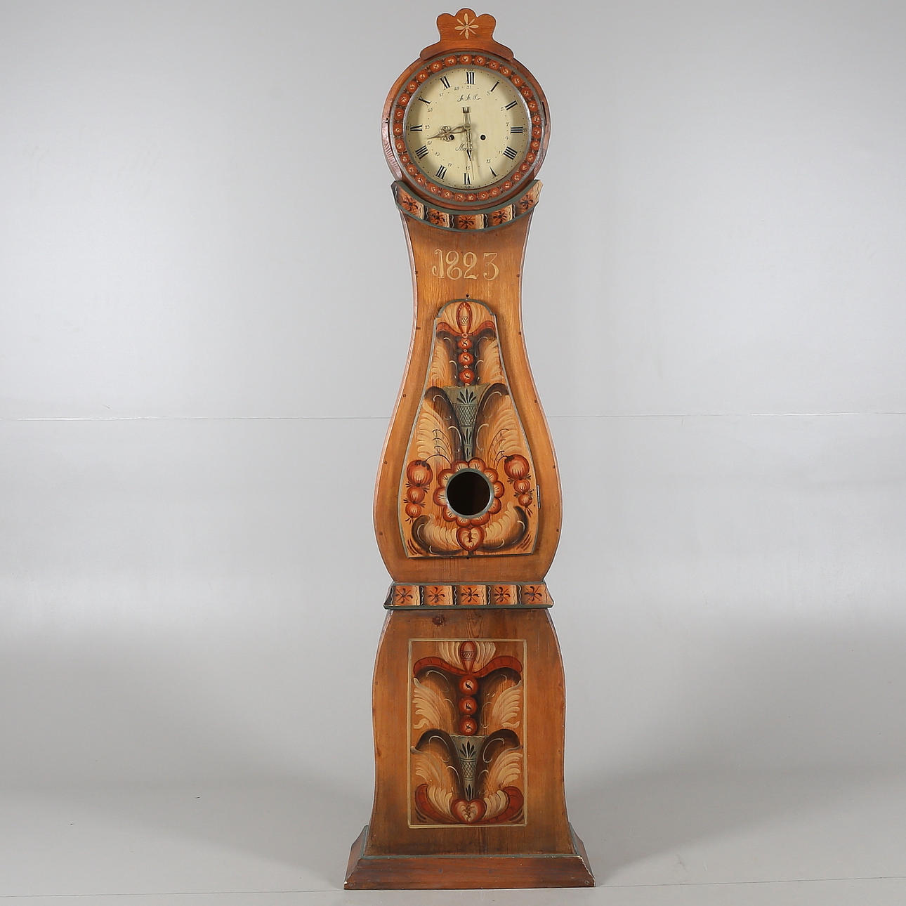 GOLVUR, trä, kurbits, Mora, bär datering 1823.