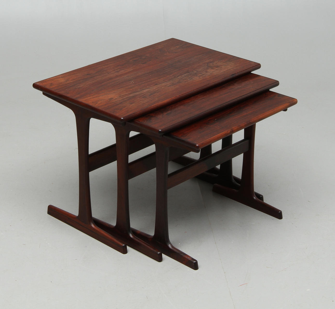 SATSBORD, 3 delar, 1900-talets andra hälft.