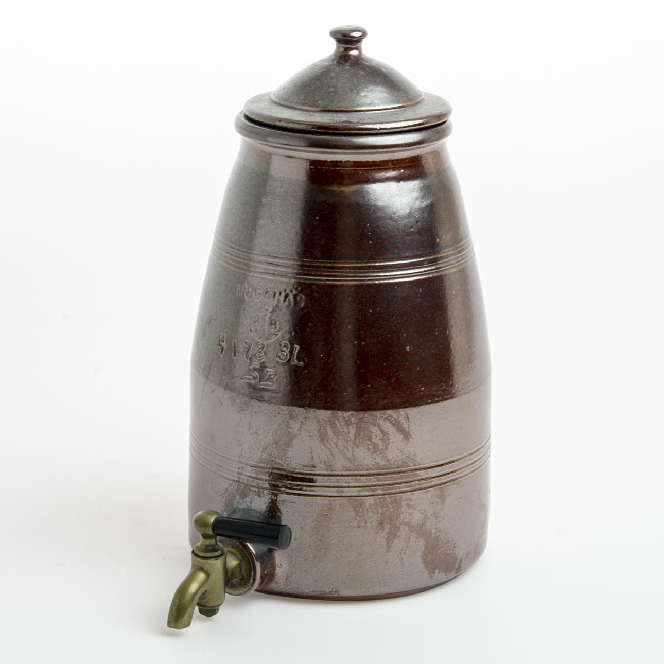 KRUS MED TAPPKRAN, keramik, Höganäs.