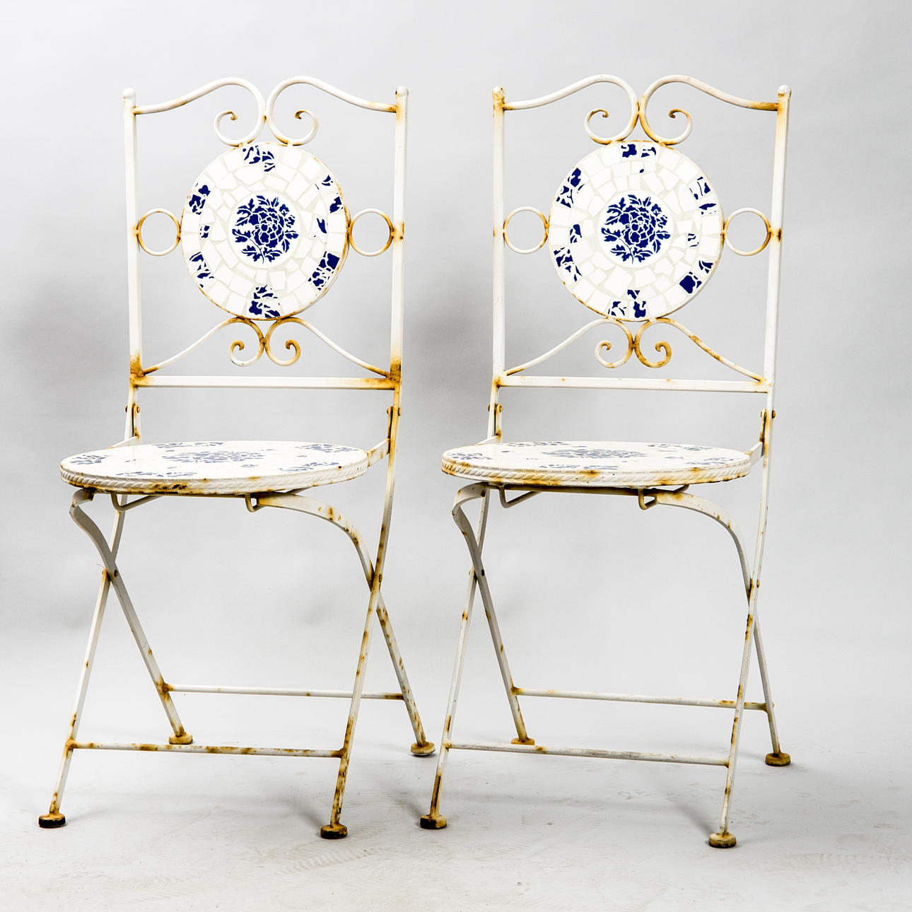 STOLAR, 1 par, smide/mosaik, 1900-talets senare hälft.