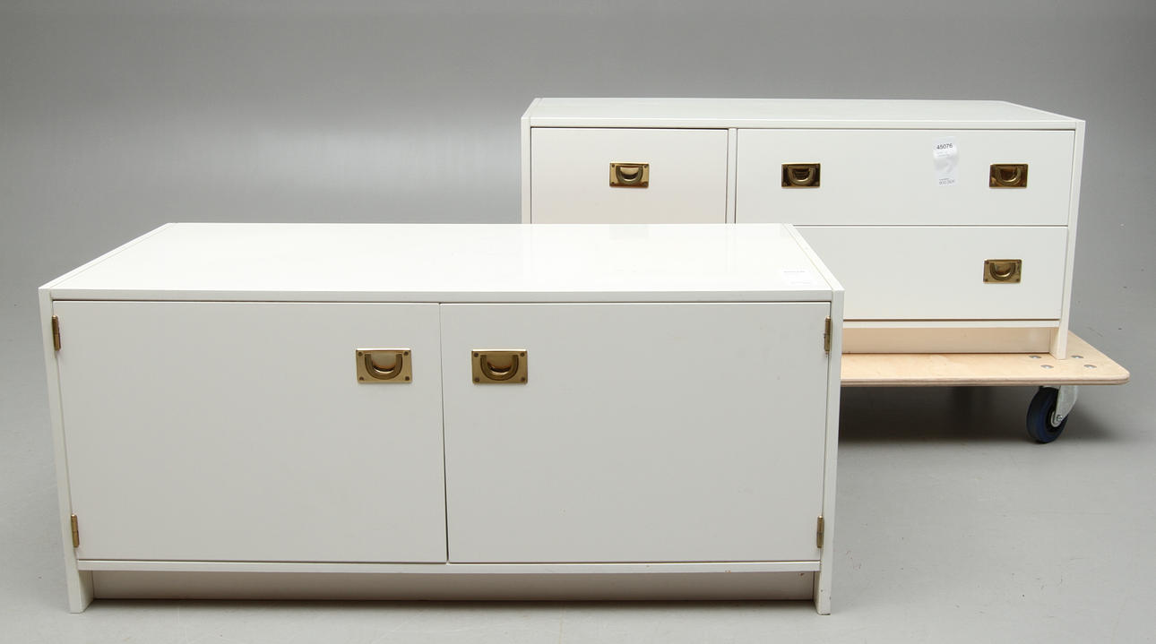 SKÅP, 2 st, 19/2000-tal.