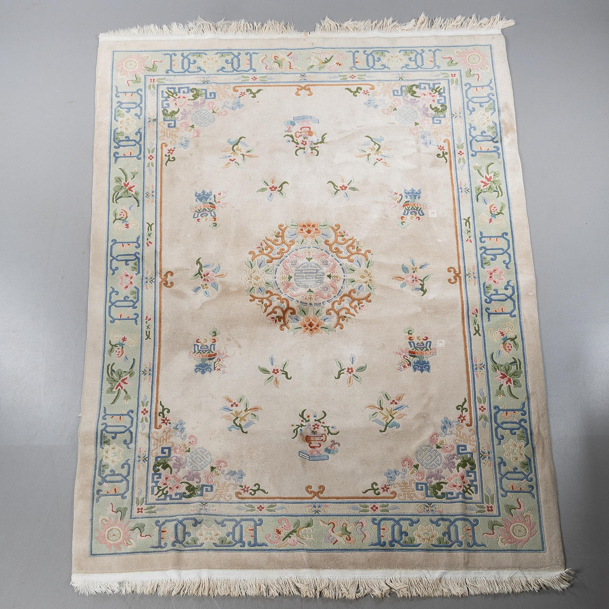 CARPET, China, approx. 300 x 215 cm.