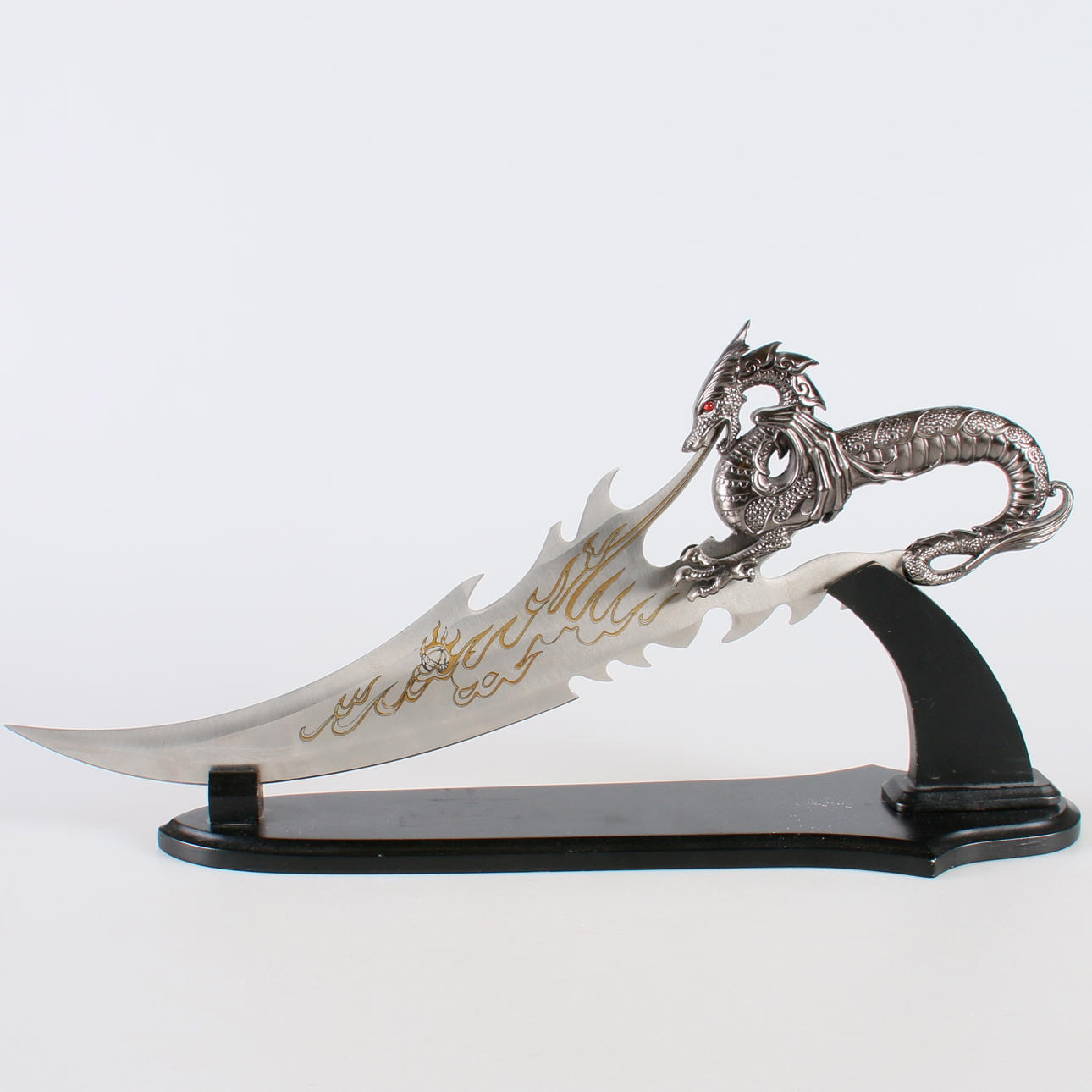 KNIV, metall, fantasyinspirerad, omkring sekelskiftet 2000.