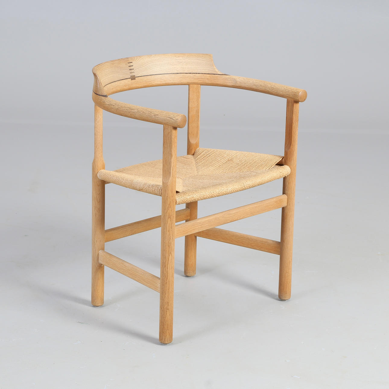 HANS J WEGNER. PP Møbler. PP62 / "Captains Chair" armstol af egetræ.