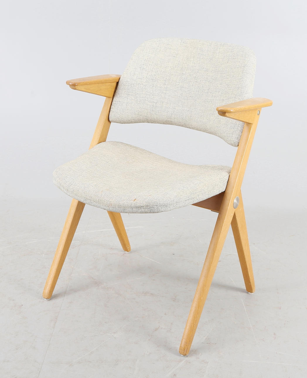 KARMSTOL, Triva, NK, 1900-talets mitt.