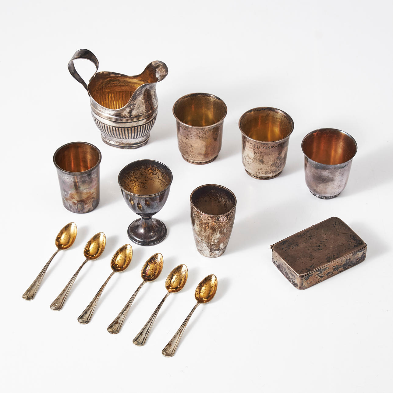 COLLECTION OF SILVER OBJECTS. Silver & Metals - Silver - Auctionet