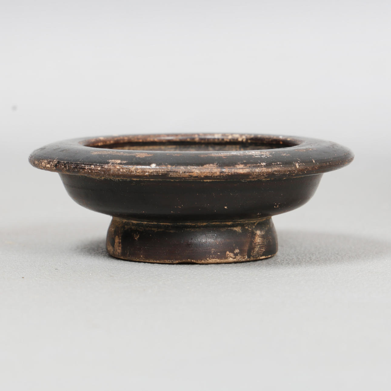 AN ANCIENT GREEK HELLENISTIC POTTERY SALT.
