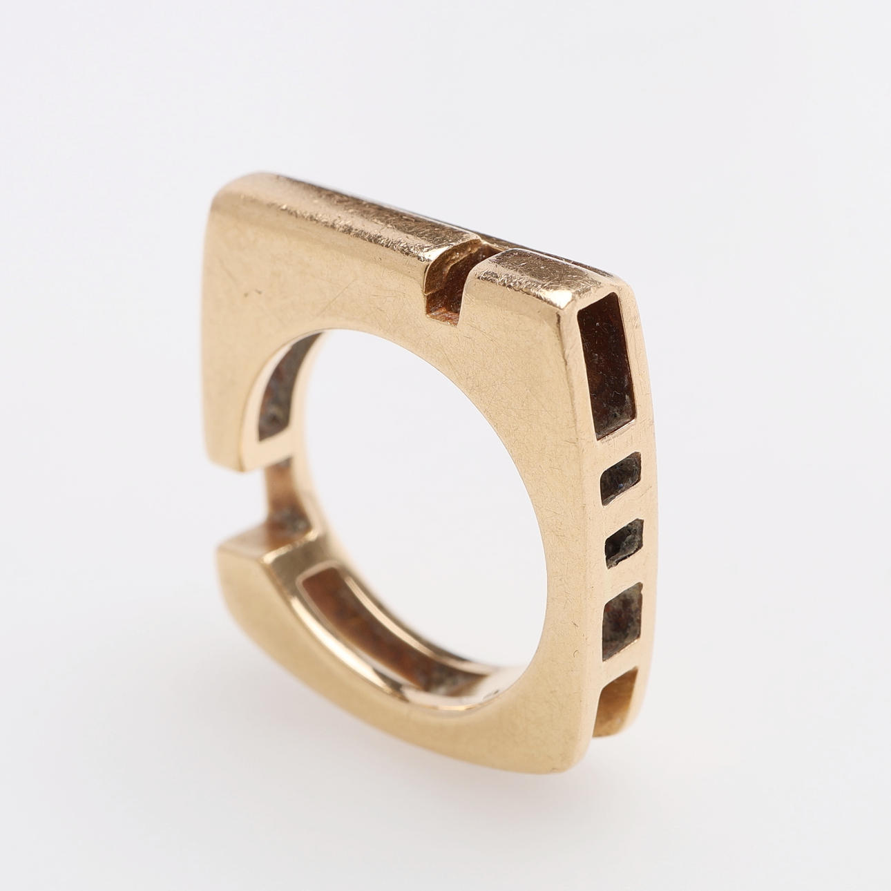 DAVID BUTLER. RING 18K, 10,0 G. Smycken & Ädelstenar - Ringar - Auctionet