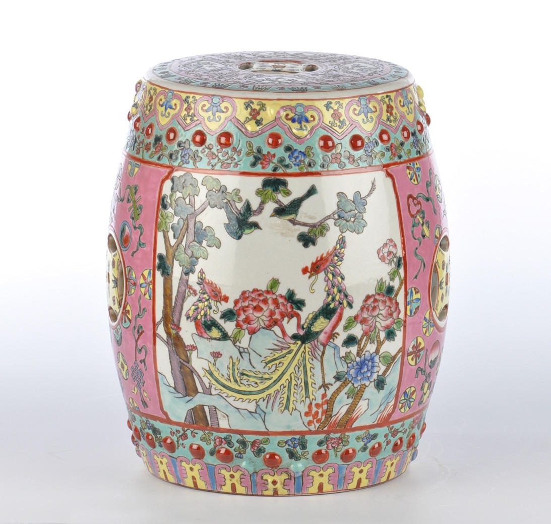 KINESISK KERAMIK. Kina 20-talet.