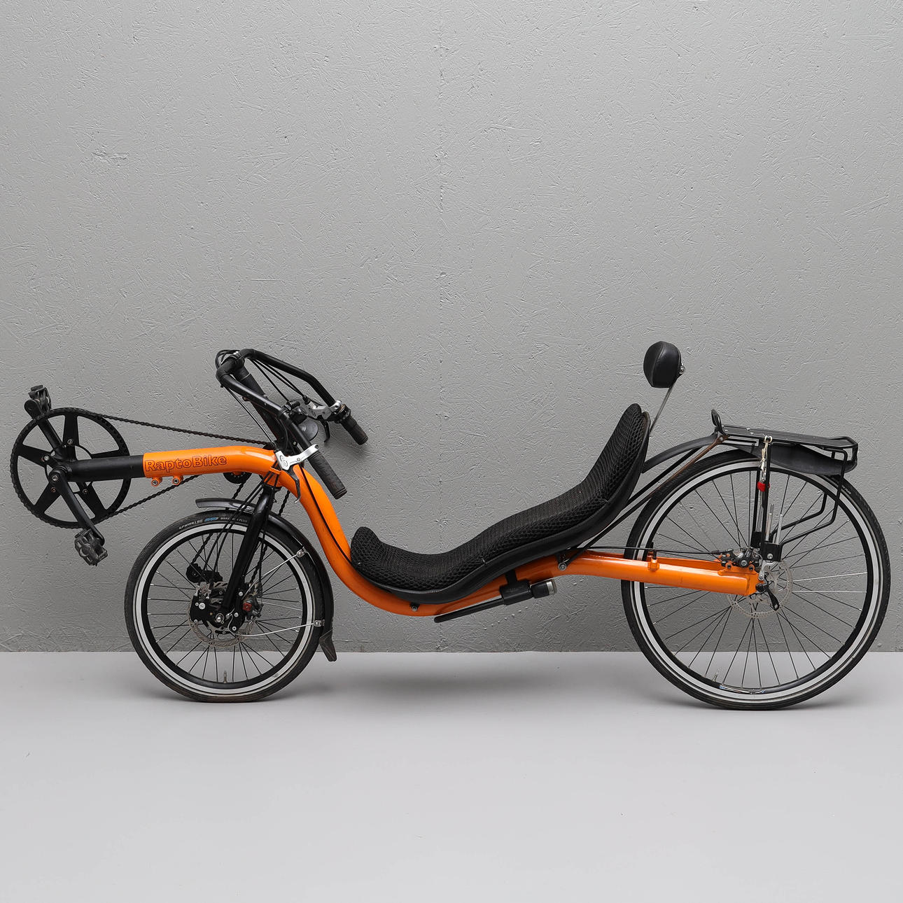 schwinn izip electric bicycle Twister Folding Bike carrying capacity and the power to help get you where youre going are all hallmarks of your best solution for transportation and utility IZIP E3 Vibe+ Review -