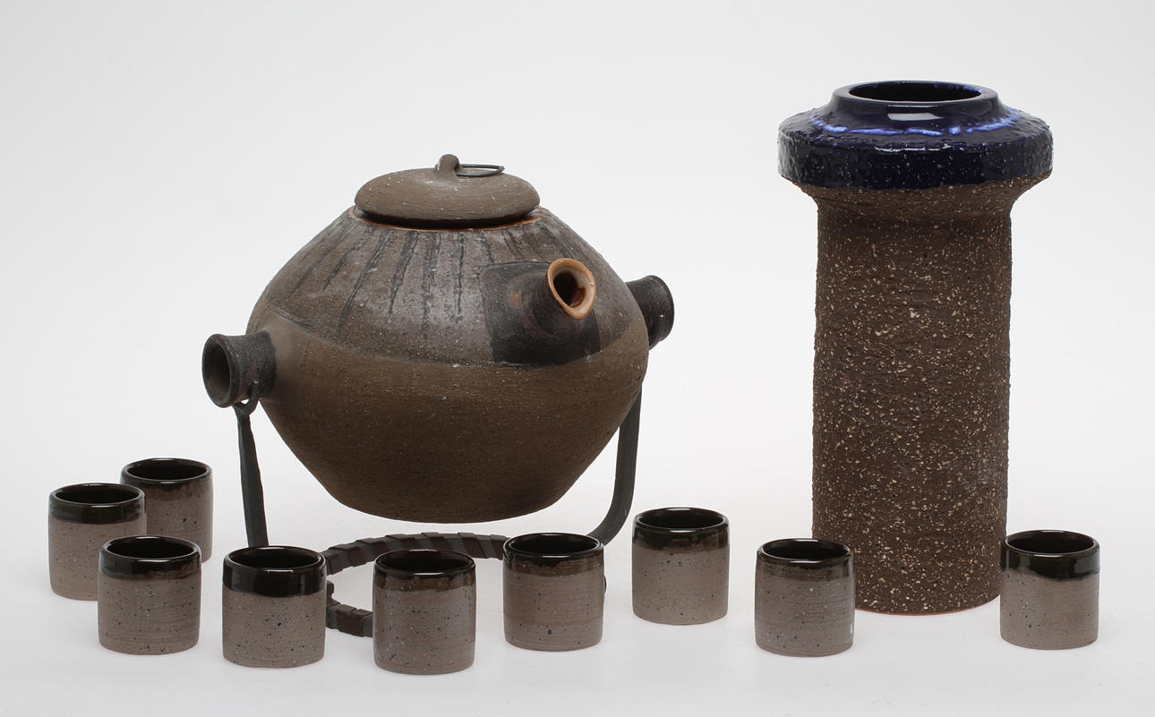 PARTI KERAMIK, 11 delar, Thomas Hellström, Nittsjö.