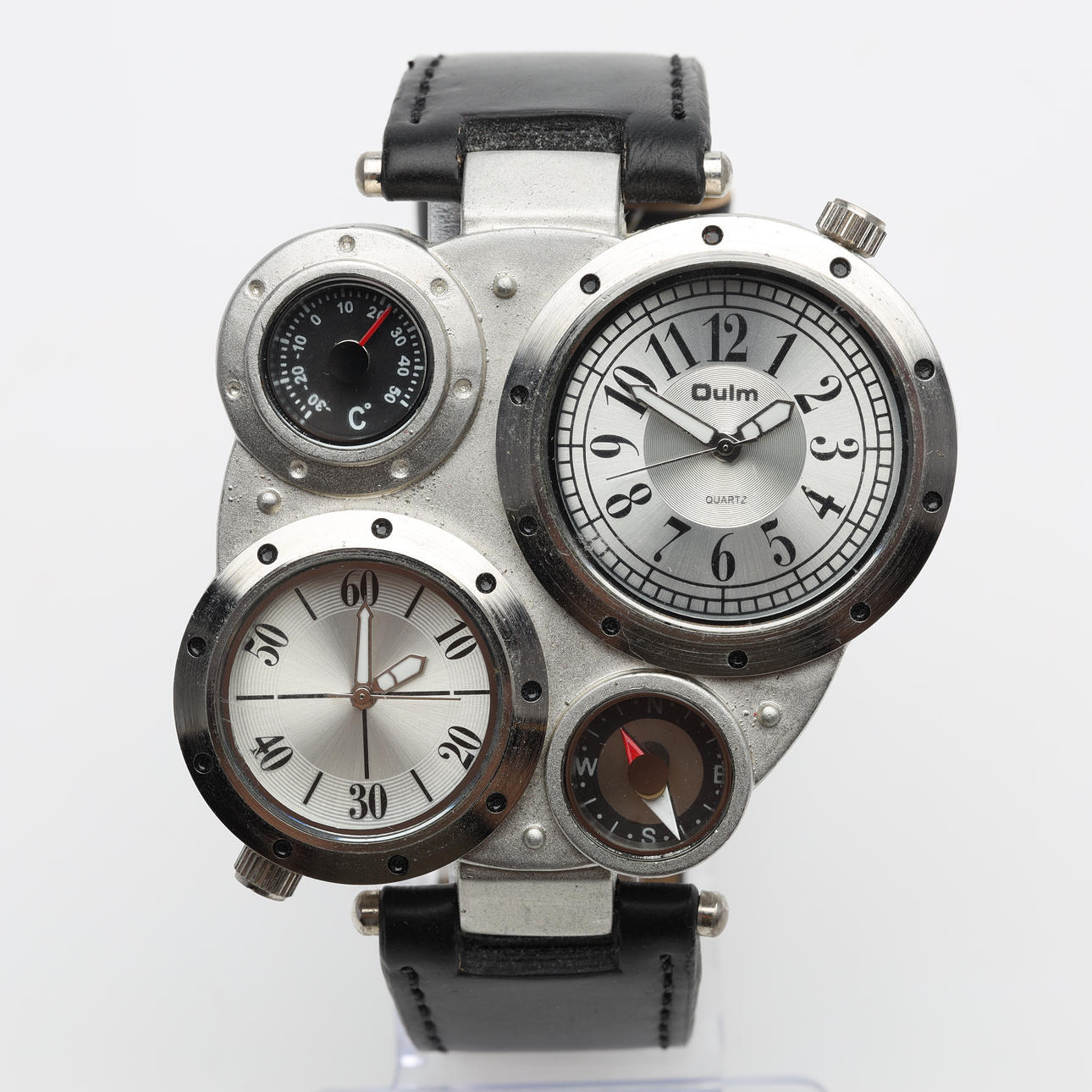 HERRUR Oulm quartz med läderband.