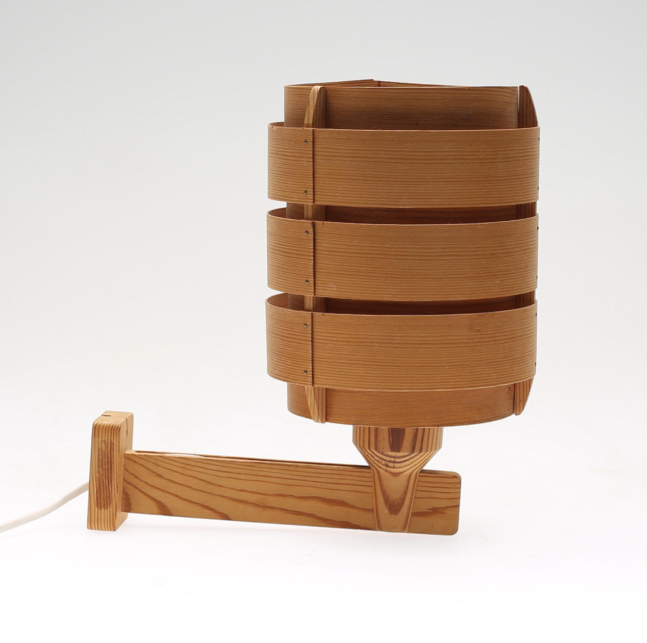 VÄGGLAMPA, troligen Hans-Agne Jakobsson,1900-talets andra hälft.