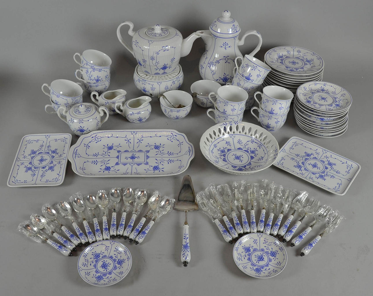 FRIESISCH BLAU SERVICE.