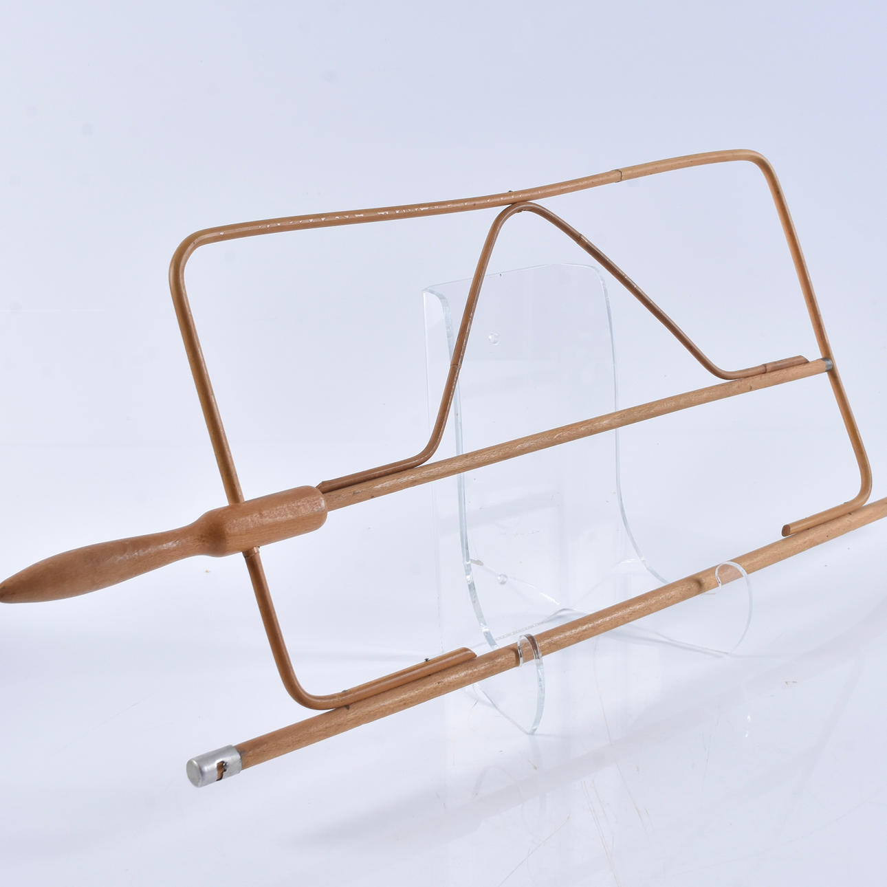 NEWSPAPER HOLDER, TURNED BEECH AND BAMBOO.