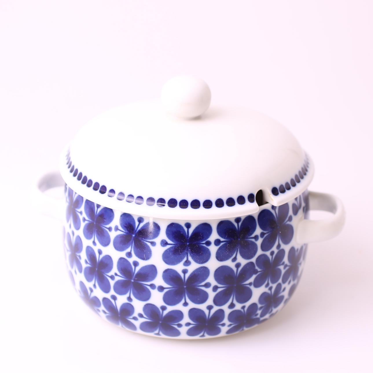 GRYTA med lock o handtag, porslin, Mon Amie - Rörstrand, 1900-tal.