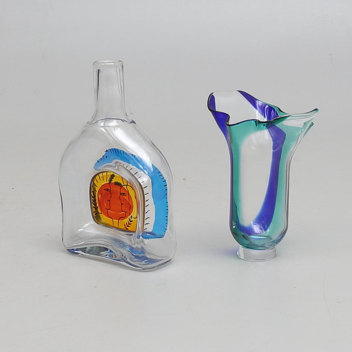 VASER, 2 stycken, Orrefors, samt Kosta Boda.