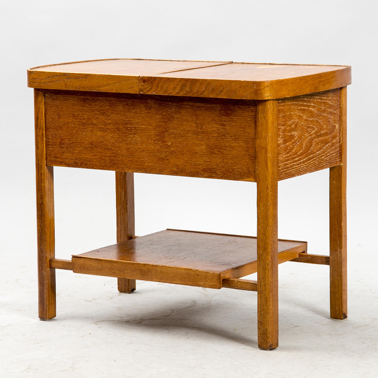 SYSKRIN, ek, 1900-talets fösta hälft.