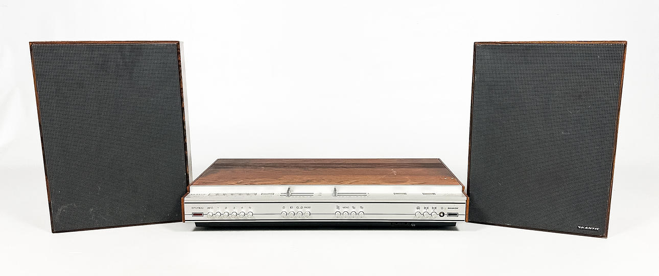 VERSTÄRKER UND LAUTSPRECHER, Skantic.