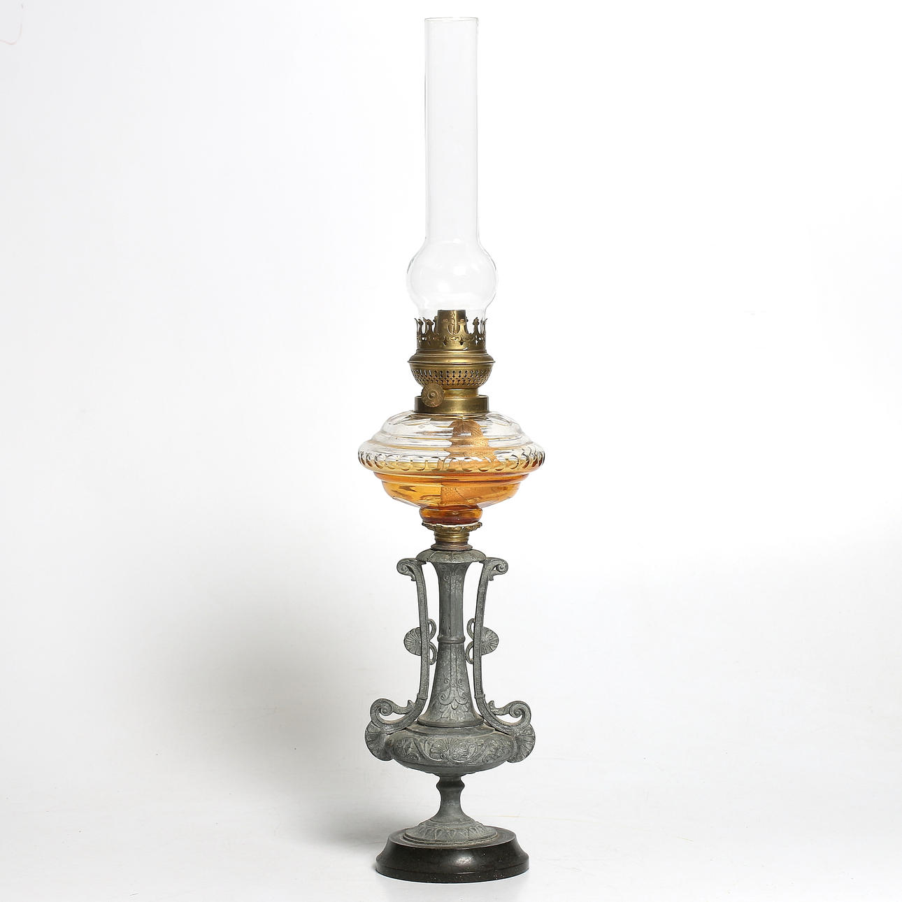 BORDSFOTOGENLAMPA, zink och glas, 1800-tal.