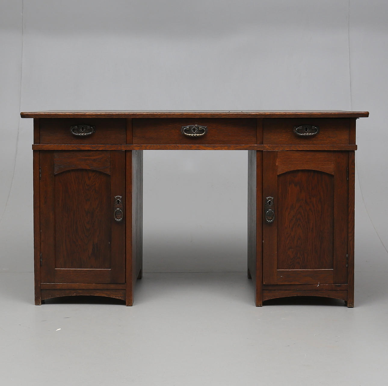 SKRIVBORD, ek, 1900-tal.