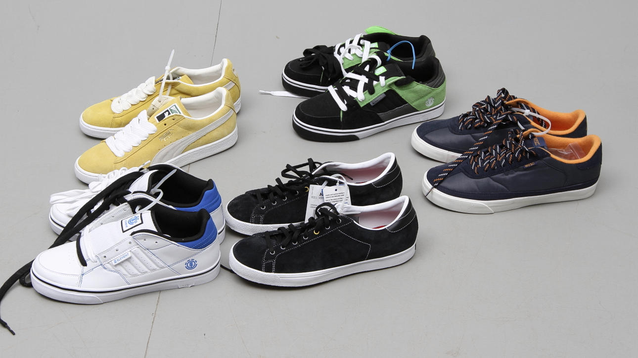 SKOR, 5 par, nya, storlek 42-42,5, konkurs efter first aid.