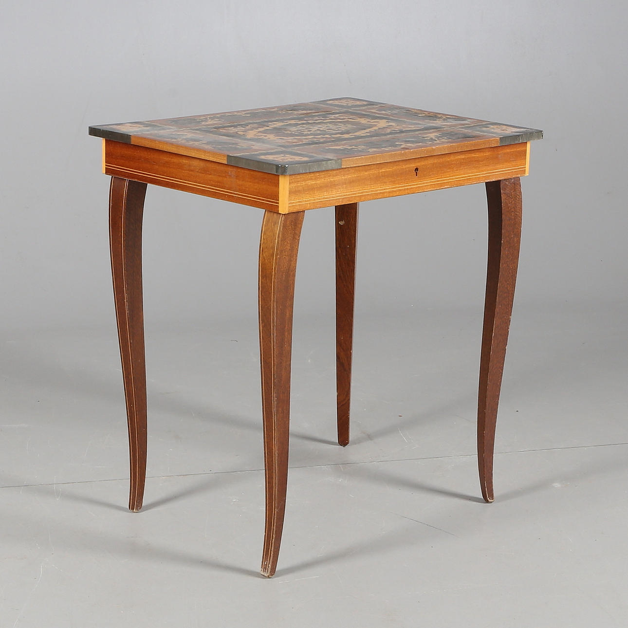 SYBORD, med speldosa, nyrokoko-stil, 1900-tal.