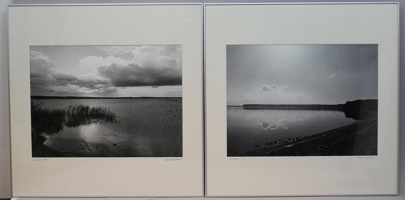 EDGARD ERIKSSON. "Vombsjön 1979" och "Vombsjön 1980. Fotografier. Signerade.