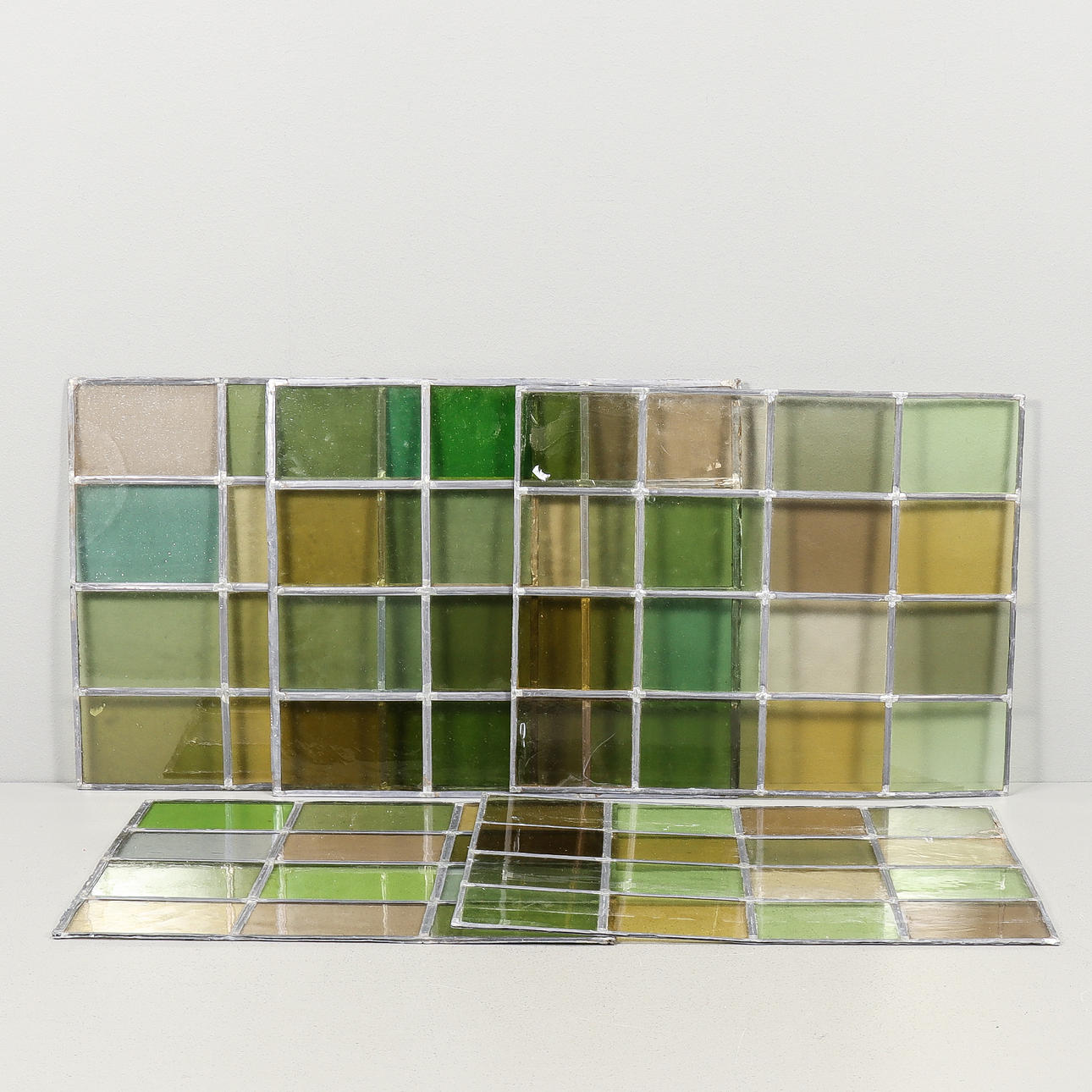 BLYINFATTADE FÖNSTER 5 stycken.