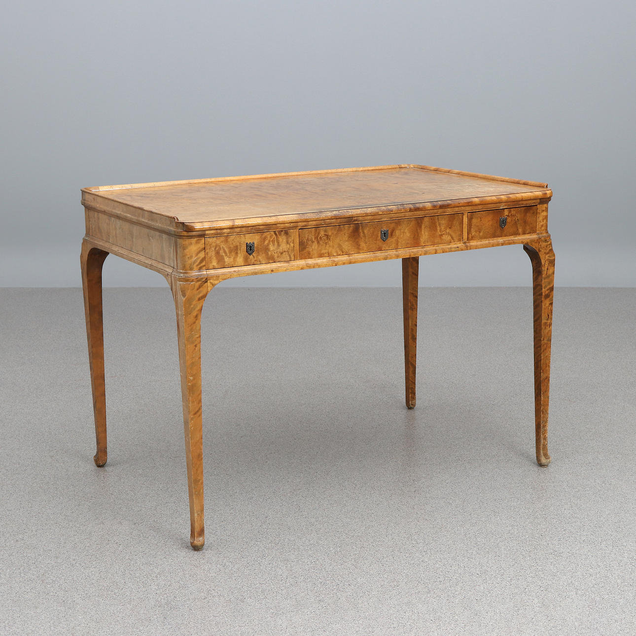 SKRIVEBORDE. Birk. Sent Jugend, 1910/20'erne.