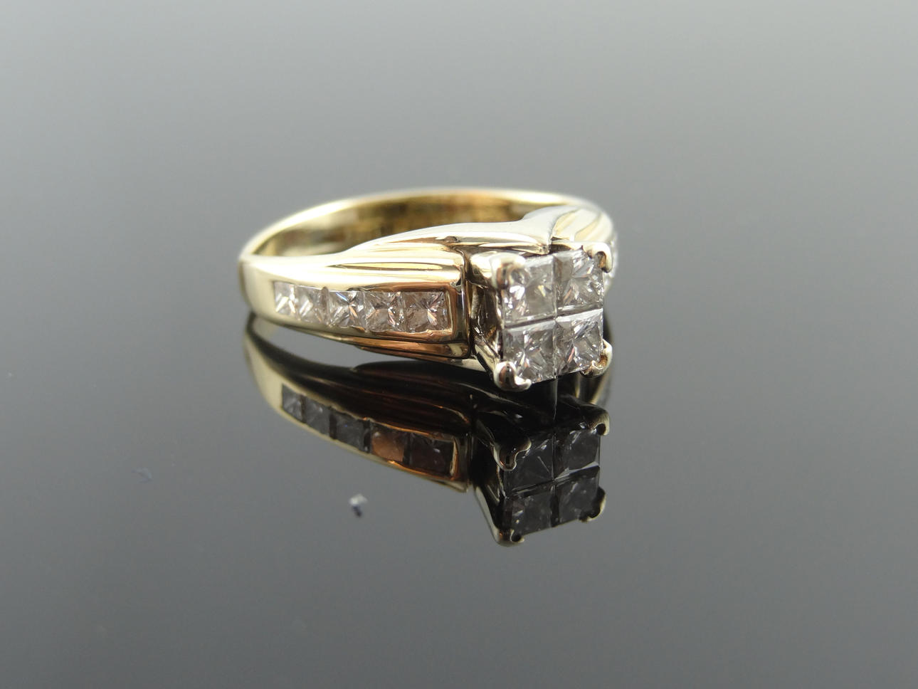 DIAMANTRING.
