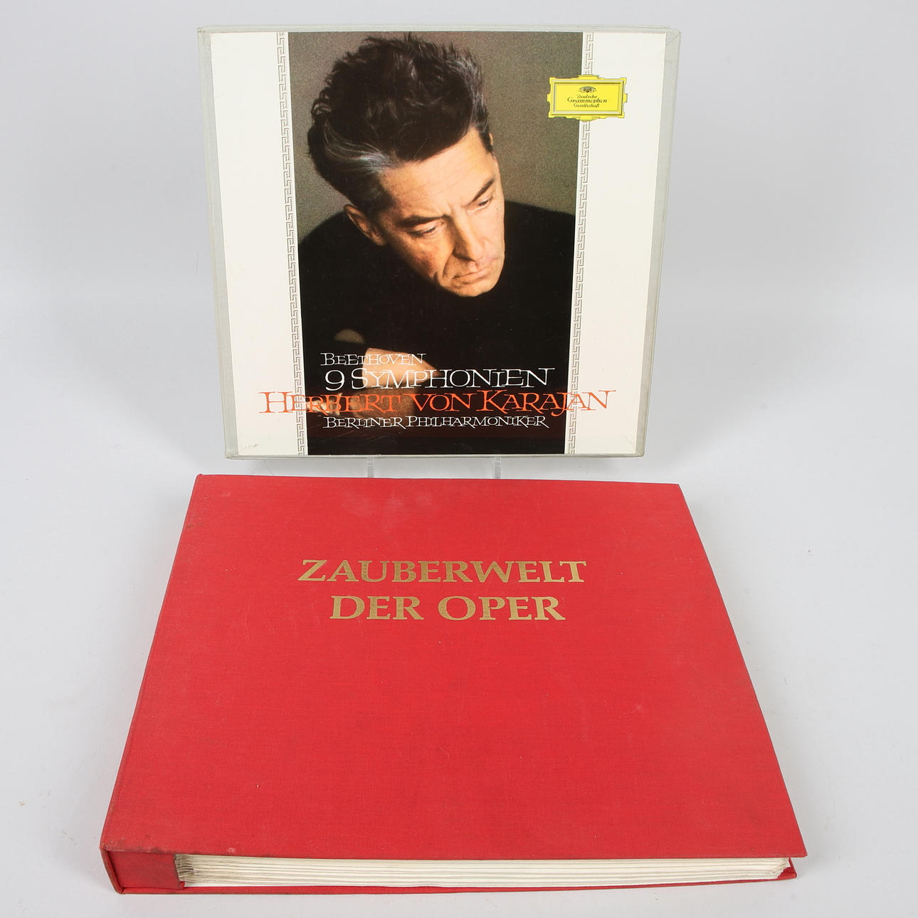 2 VINYL BOXES, Herbert von Karajan & Zuberwelt der Oper.